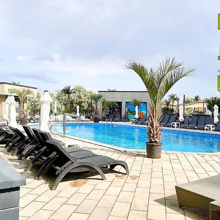Orange Summer Apartment Spa Pools Beach Resort Mamaia Εξωτερικό φωτογραφία