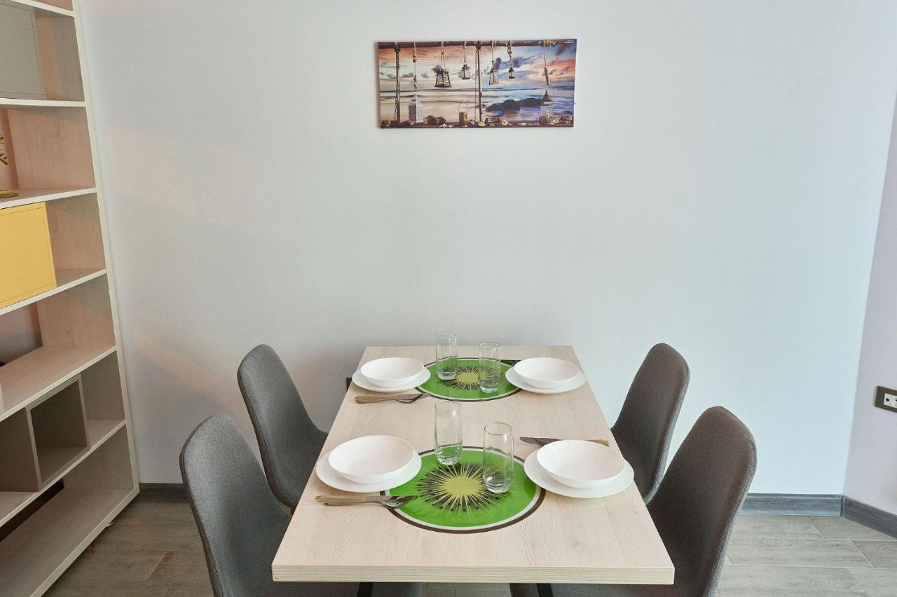 Orange Summer Apartment Spa Pools Beach Resort Mamaia Εξωτερικό φωτογραφία