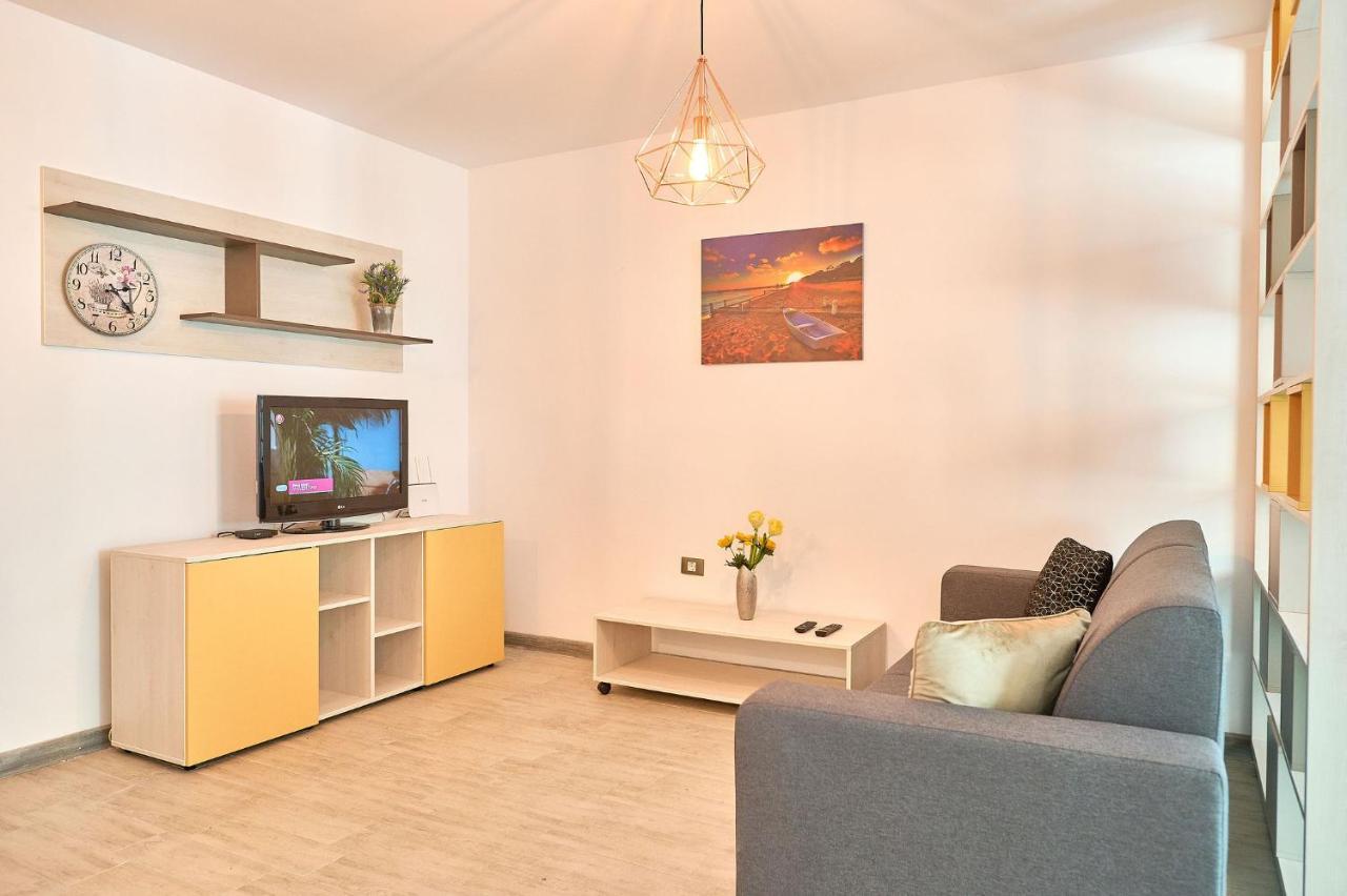 Orange Summer Apartment Spa Pools Beach Resort Mamaia Εξωτερικό φωτογραφία