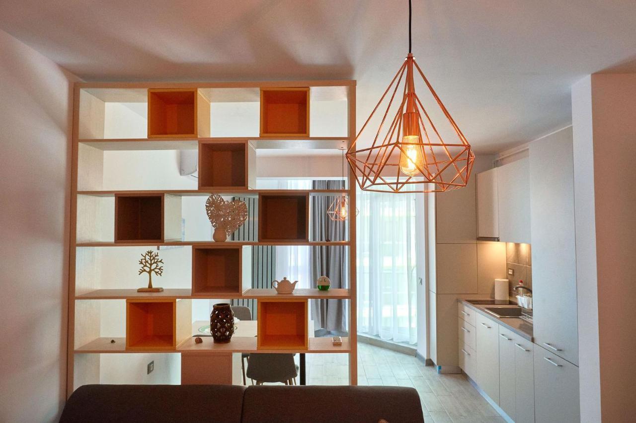 Orange Summer Apartment Spa Pools Beach Resort Mamaia Εξωτερικό φωτογραφία
